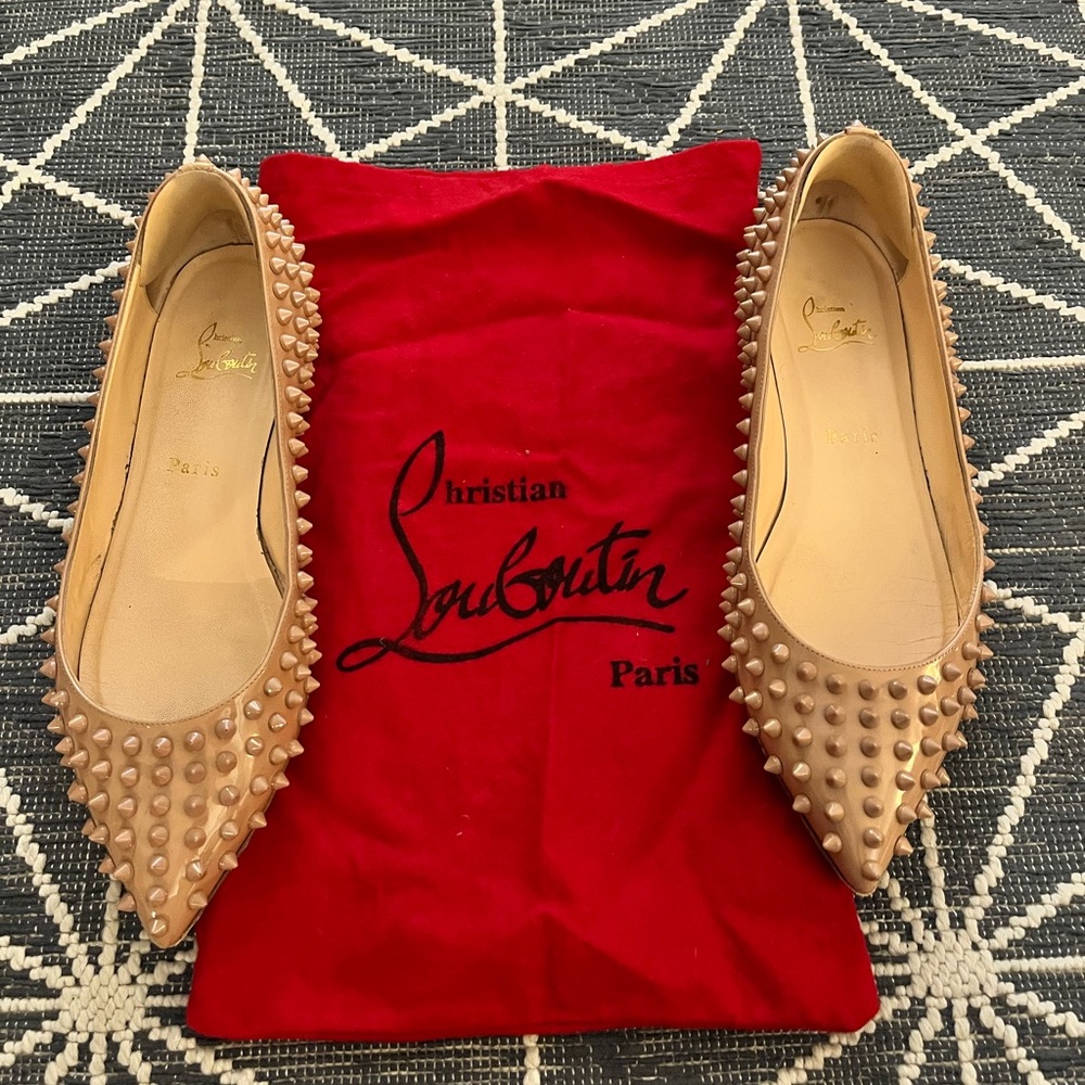 Christian Louboutin Pigalle spike flats beige 39.5